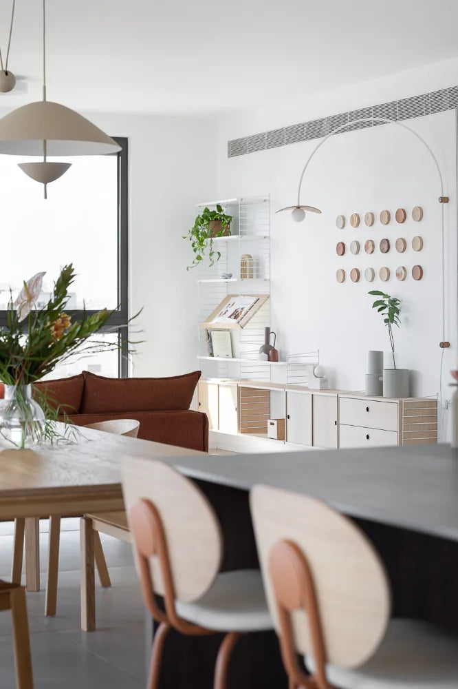 קשת T1 - גוף תאורה קירי