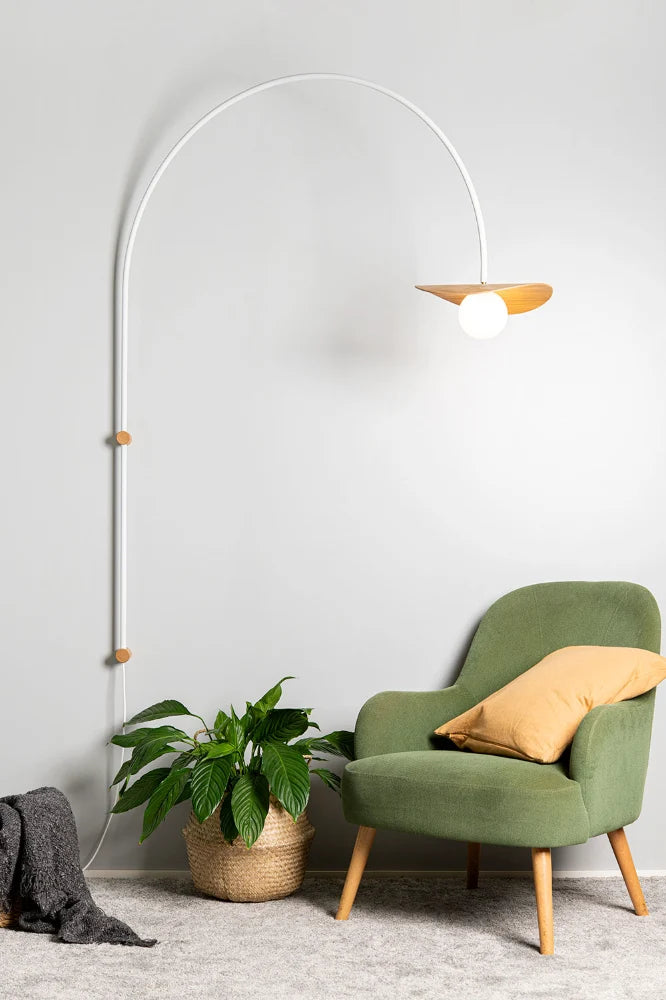 קשת T1 - גוף תאורה קירי