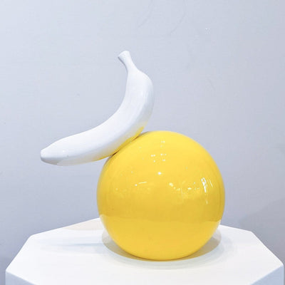 White Banana Yellow Ball - Studio Kahn