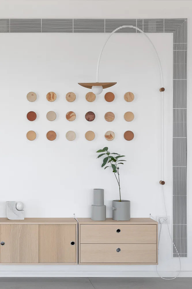 קשת T1 - גוף תאורה קירי