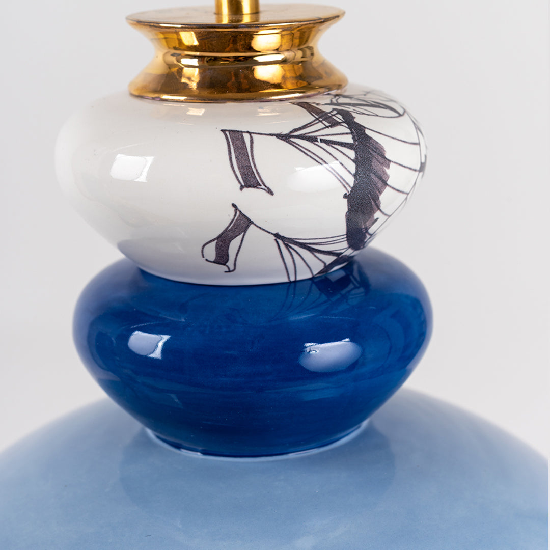 מנורת קרמיקה בינונית- כחולה עם איורי ספינות