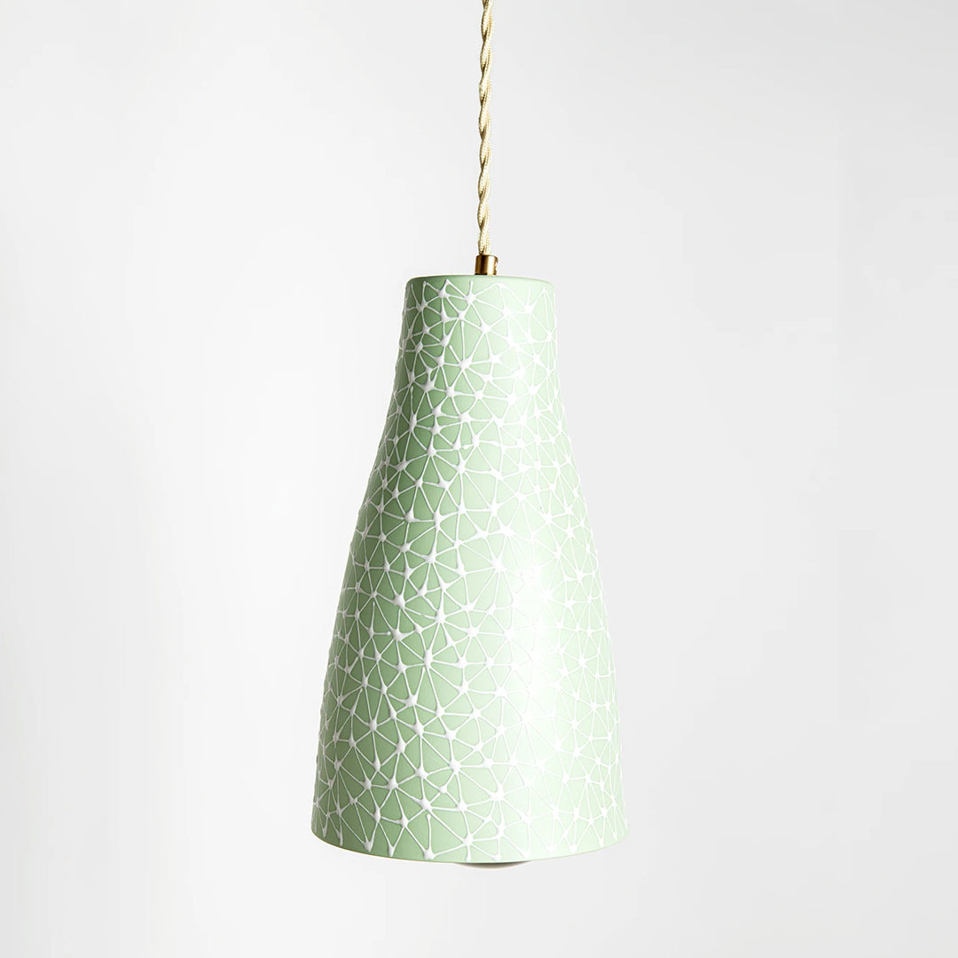 מנורת פורצלן- ירוק פיסטוק עם כוכבים בלבן